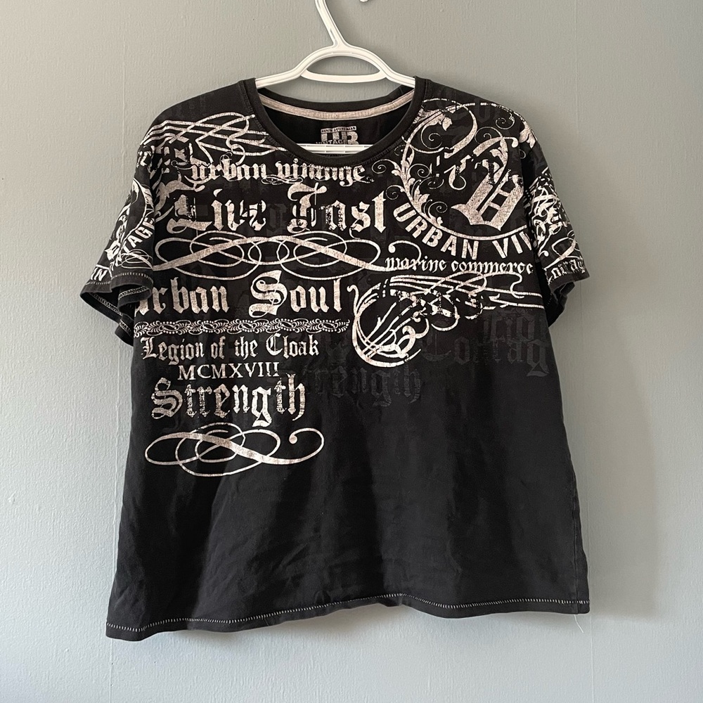 🔥3/$25 GRAPHIC TEE
